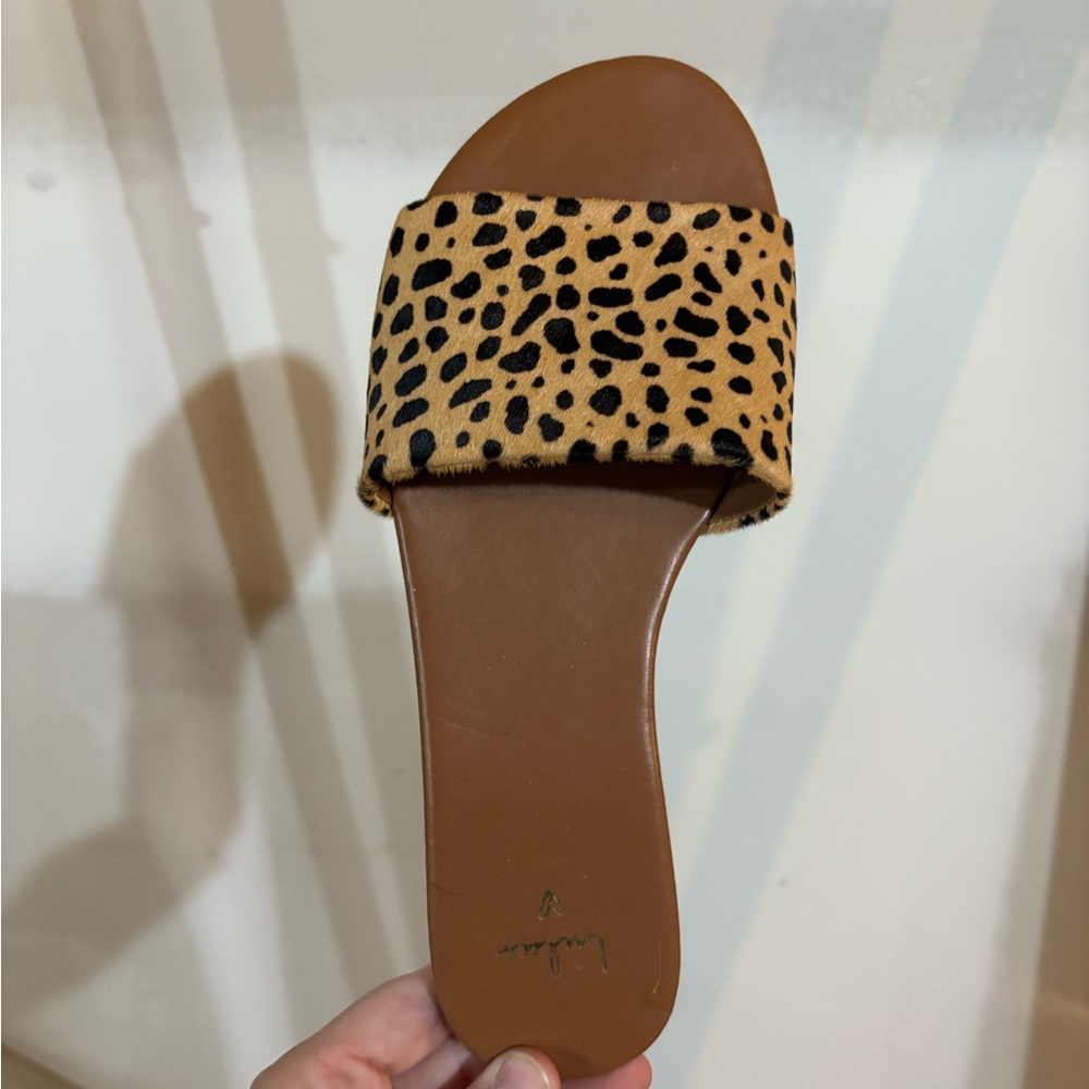 Lulu's Tan and Black Leopard Sandals
